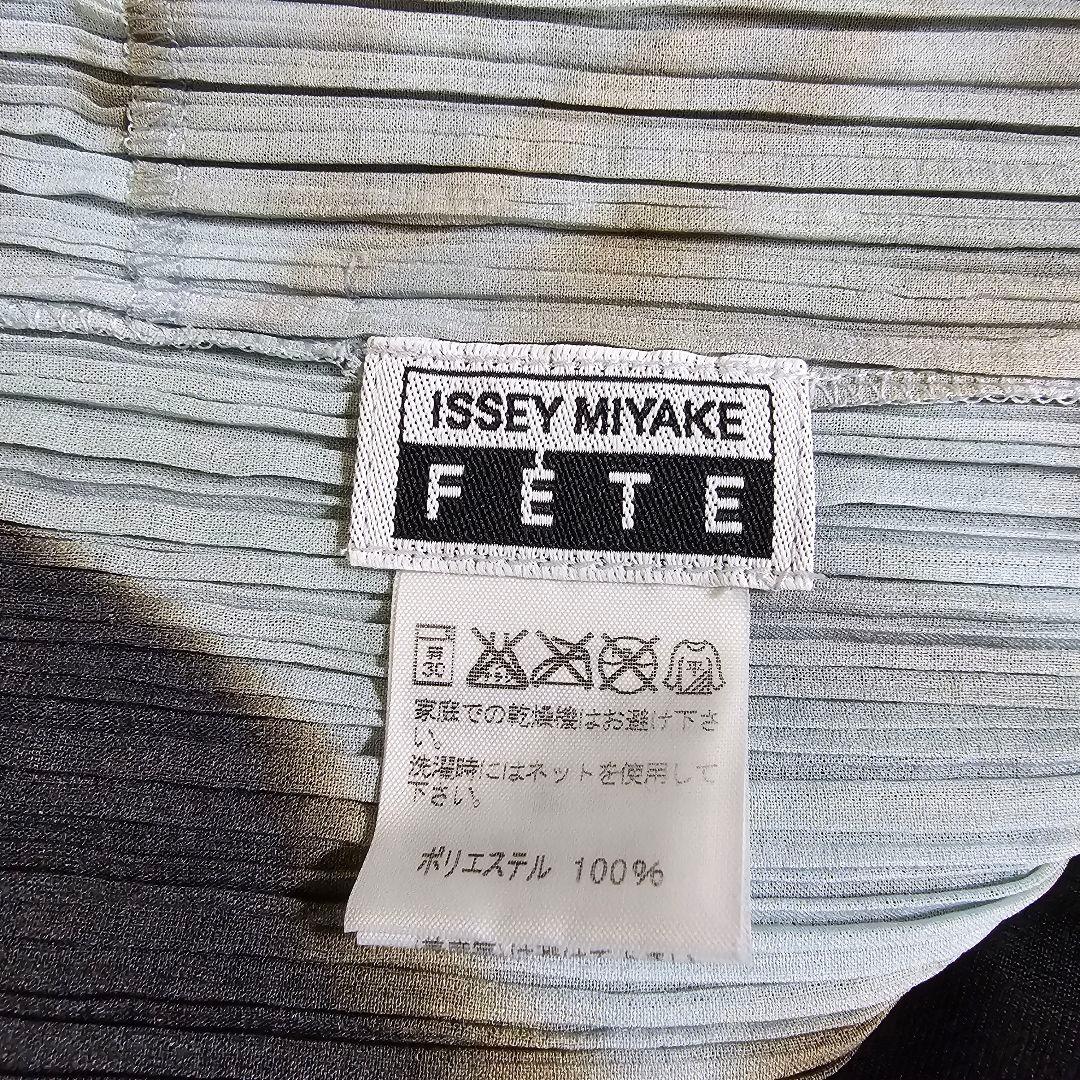 ISSEY MIYAKE FETE　イッセイミヤケ　フェット　プリーツジャケット