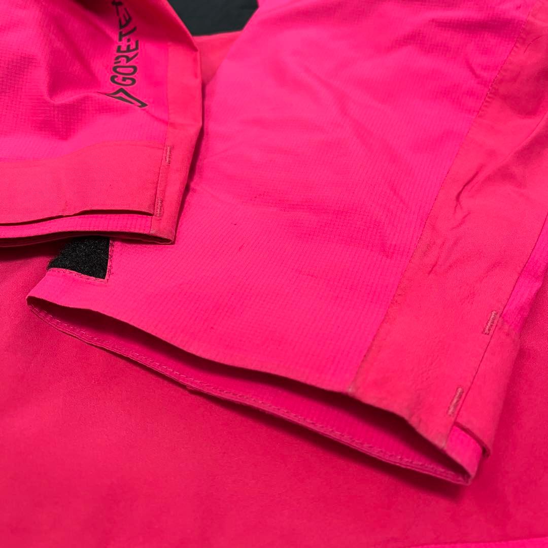 Burton GORE-TEX スノーボードジャケット ピンク/黒　ユニセックス