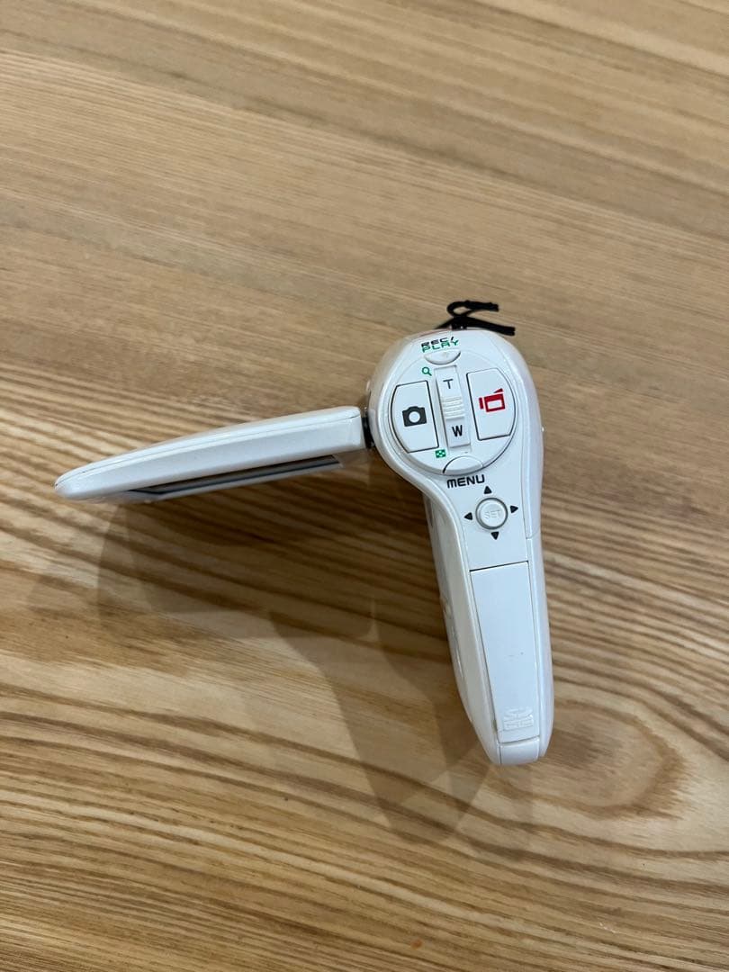 SANYO デジタルムービーカメラ　DMX-CG9