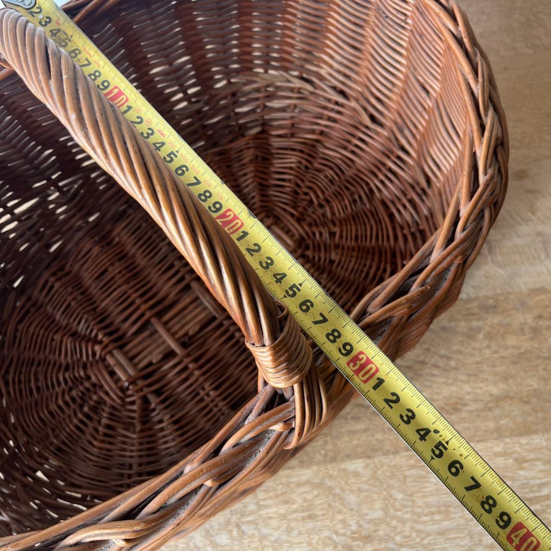 デンマークで買付したカゴ