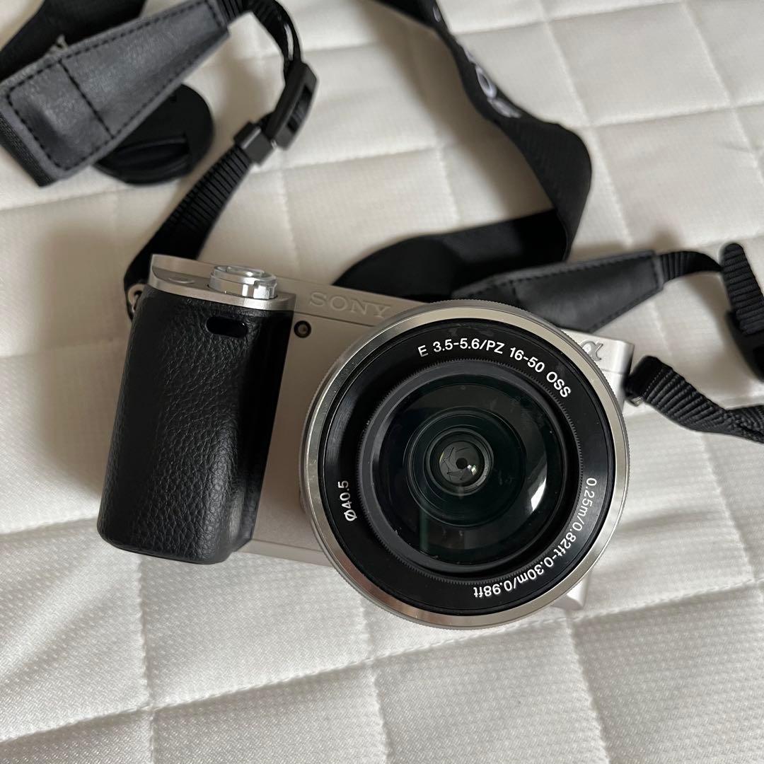 SONY α6000 ミラーレス一眼カメラ E 16-50mm