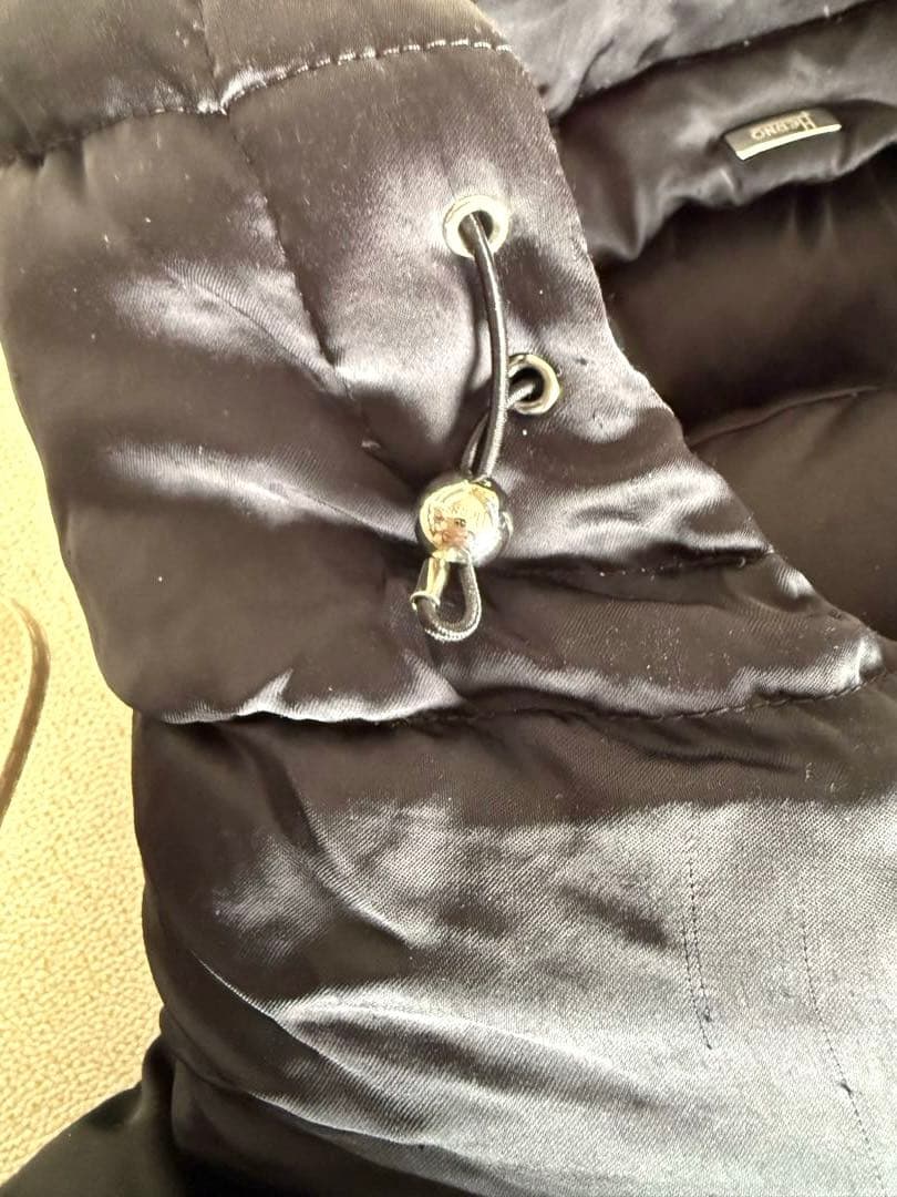 ヘルノ リゾート エコファーコンビダウンジャケット 40サイズ　ブラック