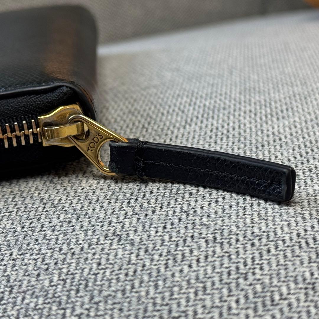 TOD'S トッズ ラウンドファスナーウォレット 長財布