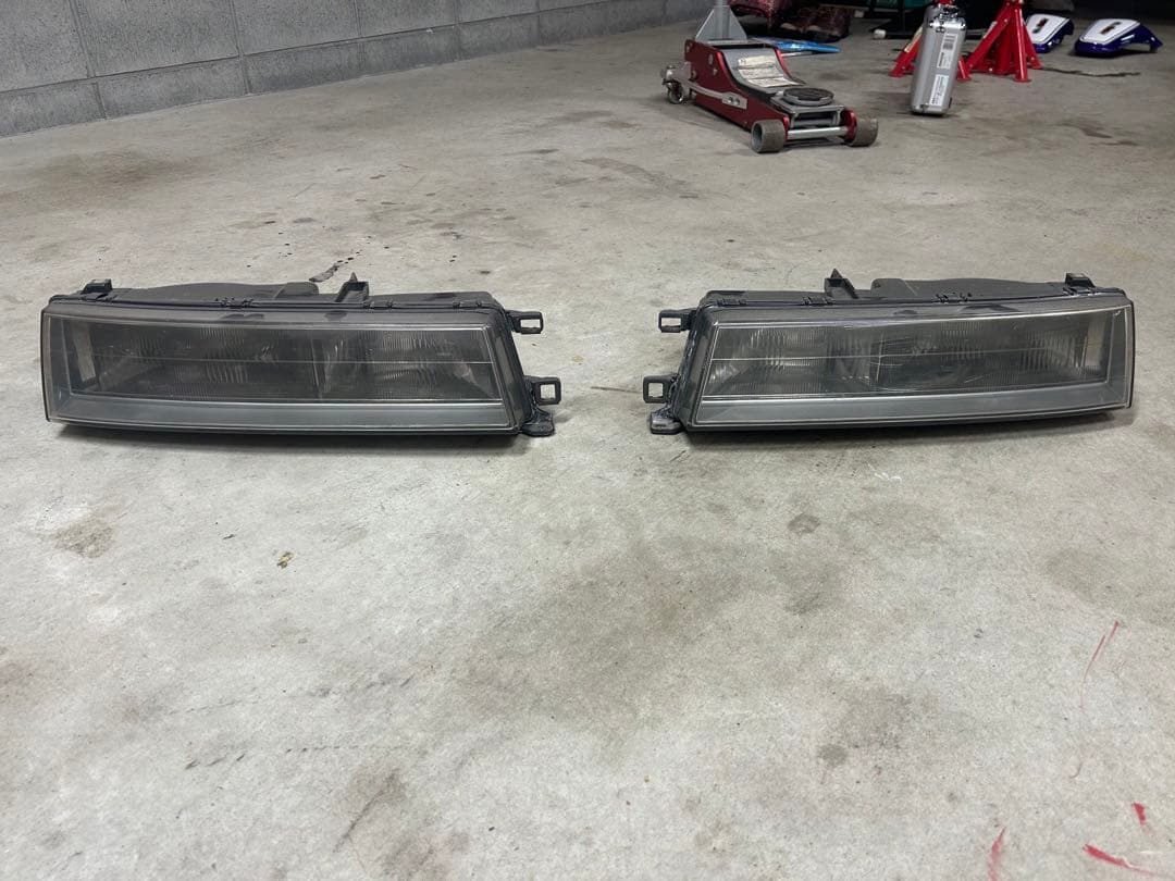 20ソアラ 左右純正ヘッドライト 希少 美品 旧車