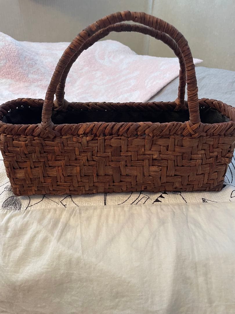 山形産　山葡萄のバッグ