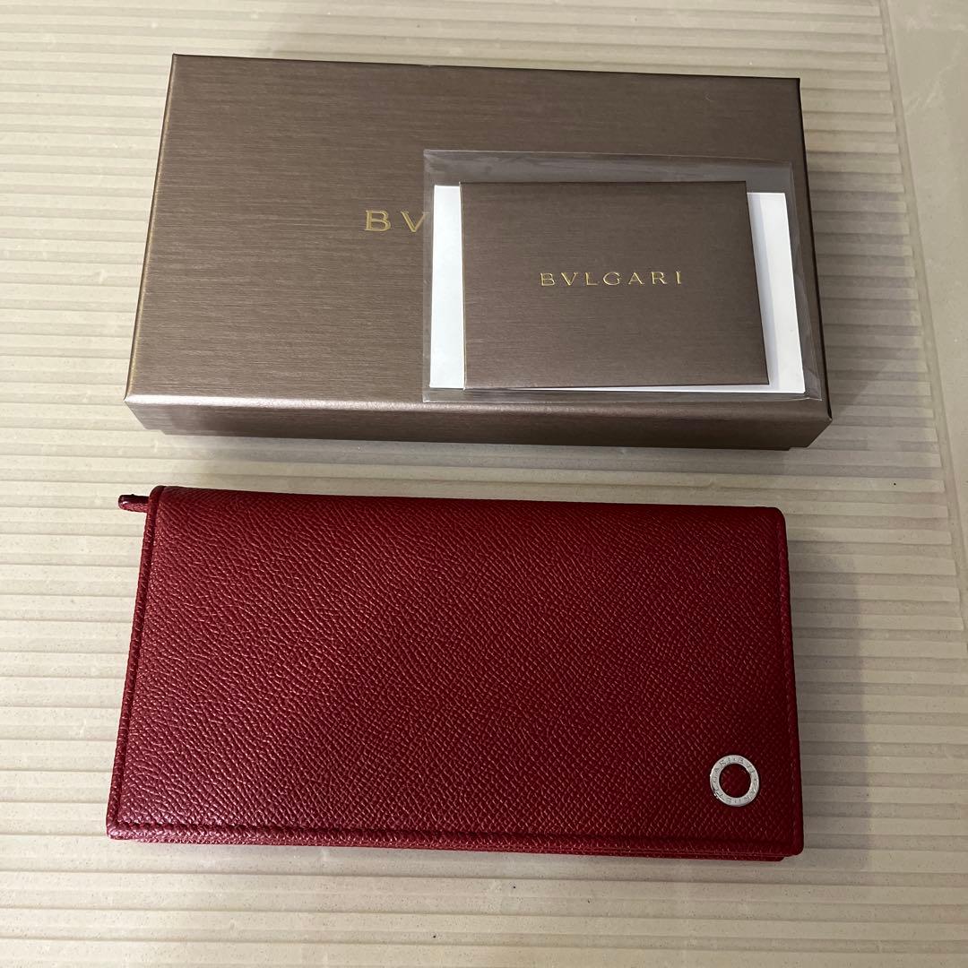 BVLGARI レザー 長財布 レッド