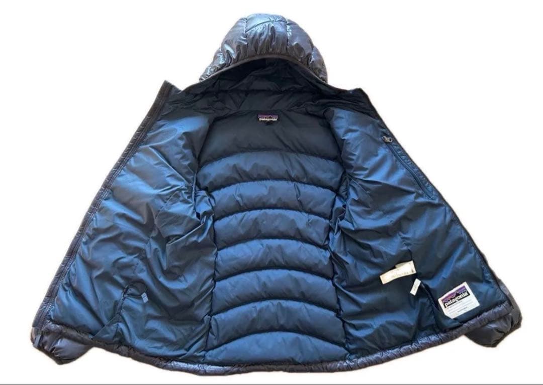パタゴニア ダウンセーター フーディー　ネイビー ダウンXXL クリーニング済