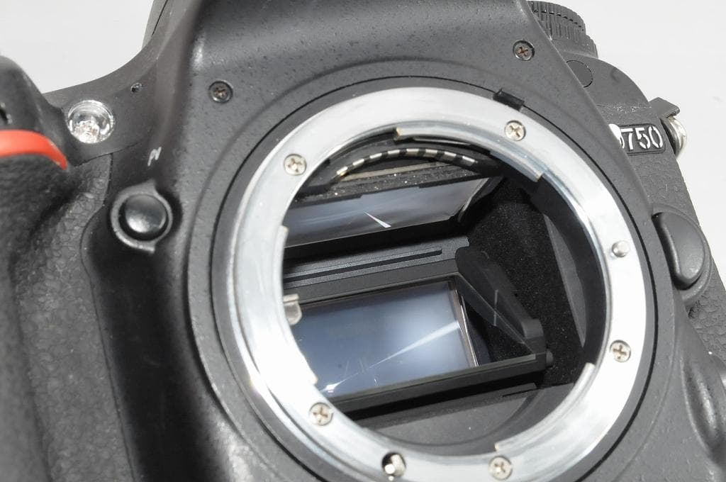 ★超美品級★ Nikon ニコン D750 カビ・クモリ無 ショット数13515