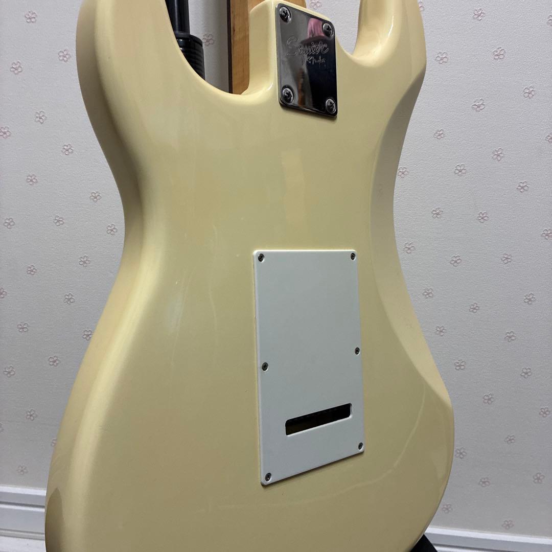 【ソフトケース付き】squier BULLET ストラト白【2010年製】