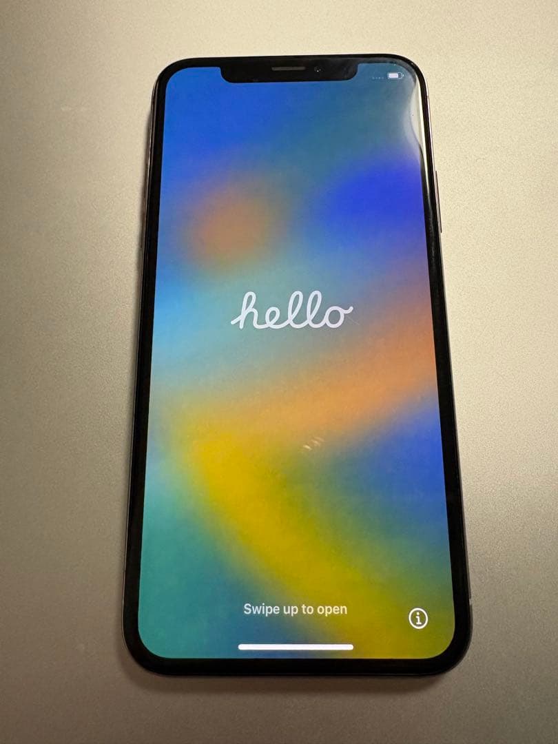 Apple iPhone X シルバー 本体　64GB