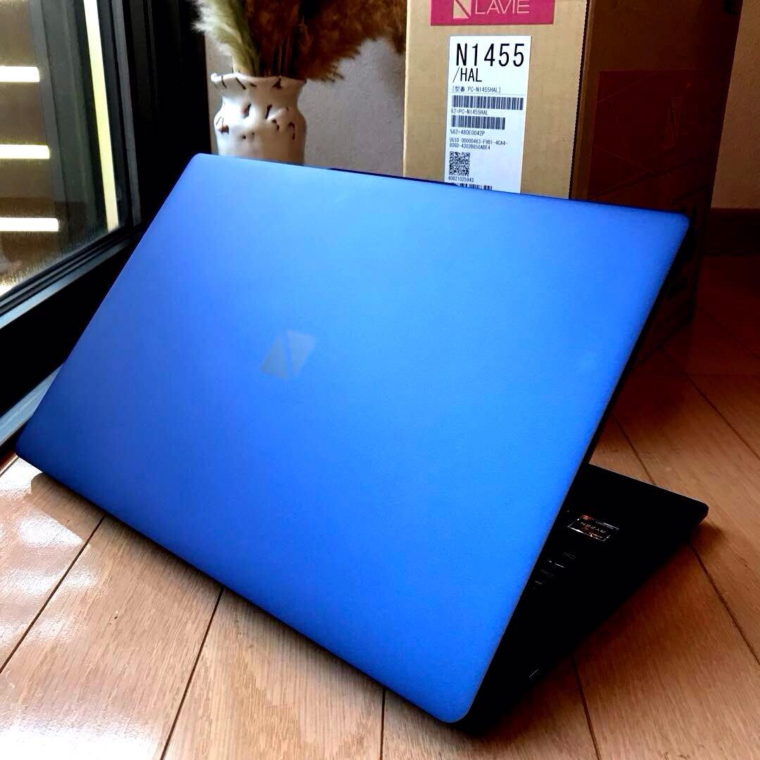 美品 NECLaVieN1455/HAL【2023年12月発売モデル】