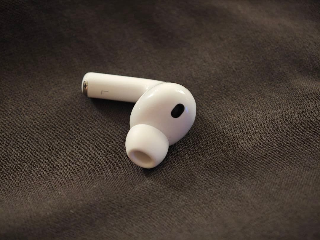 AirPods Pro3 ケース+左耳 箱