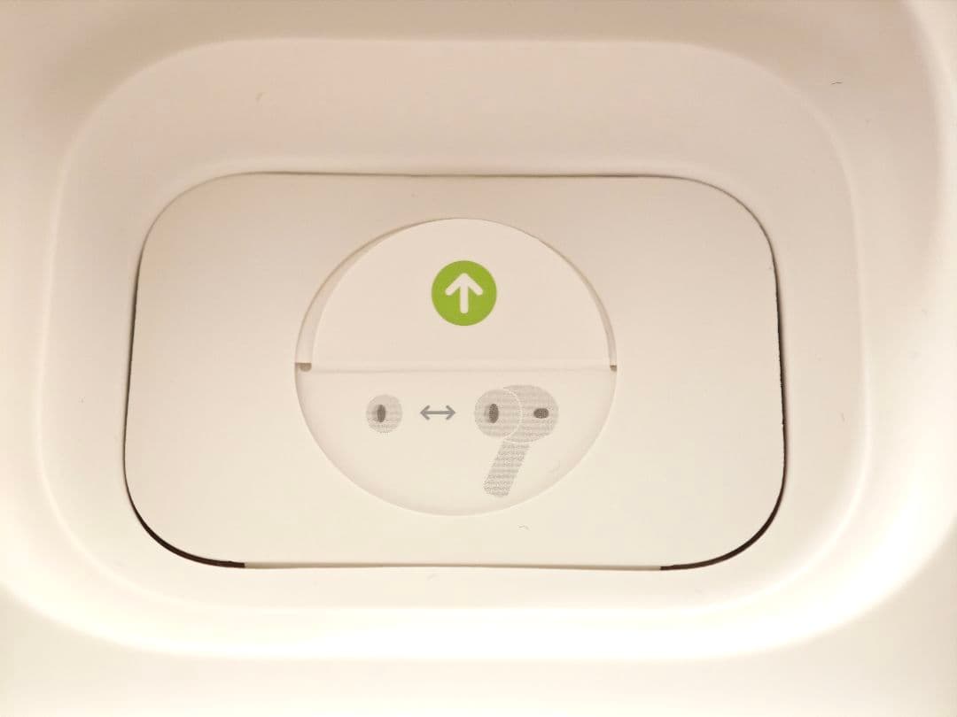 AirPods Pro3 ケース+左耳 箱