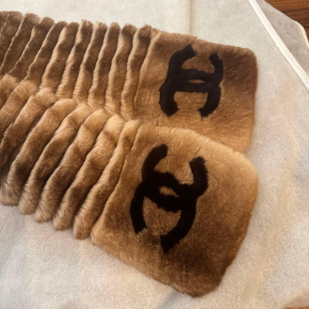 りか！CHANEL オリラグマフラー