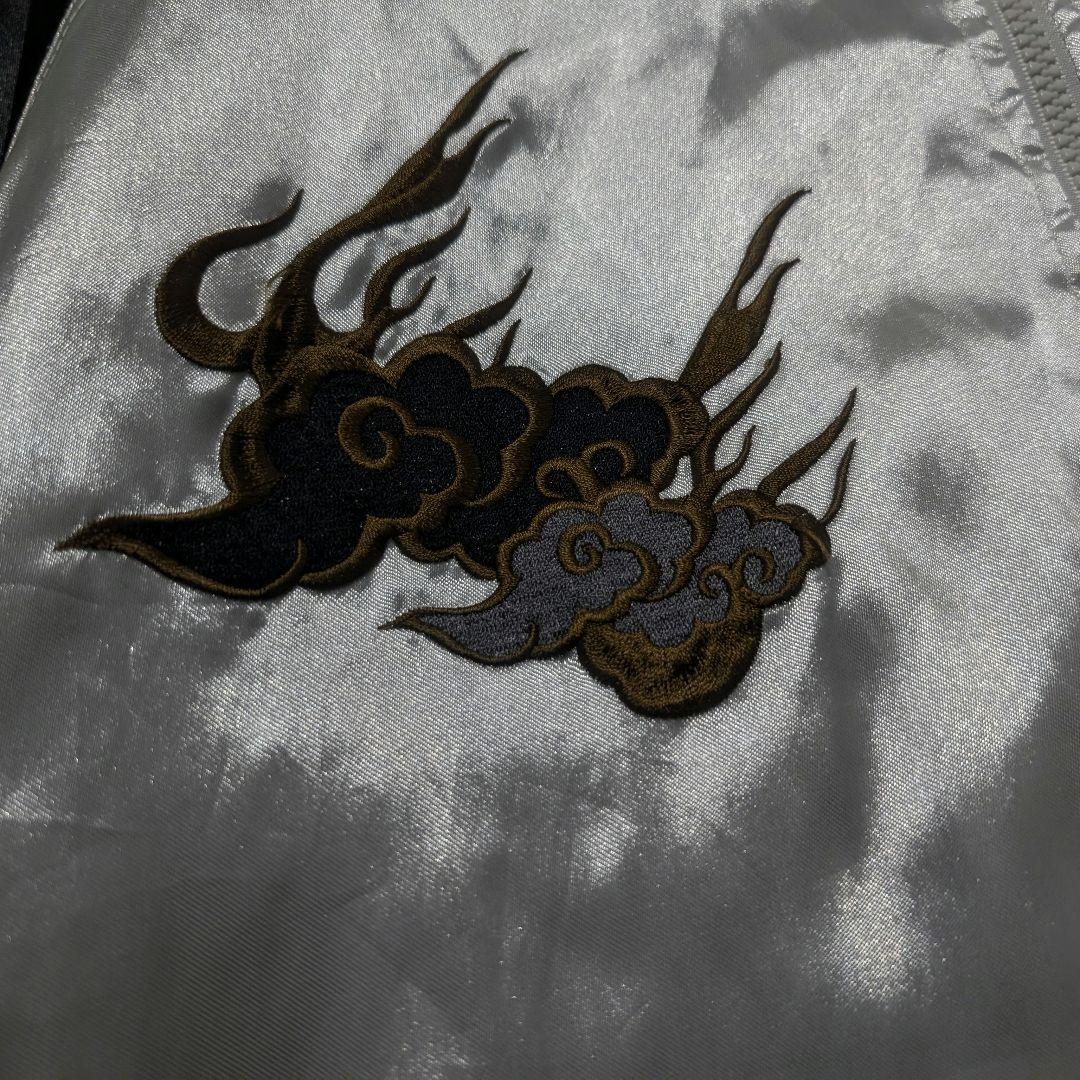90s　ビンテージ　サテン　スカジャン　和柄　風神雷神　アーム刺繍　シルバー　黒