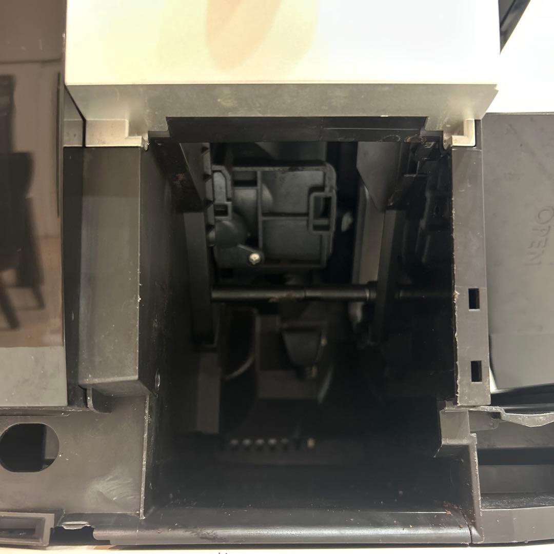 デロンギ　全自動エスプレッソマシン　 マグニフィカSプラス