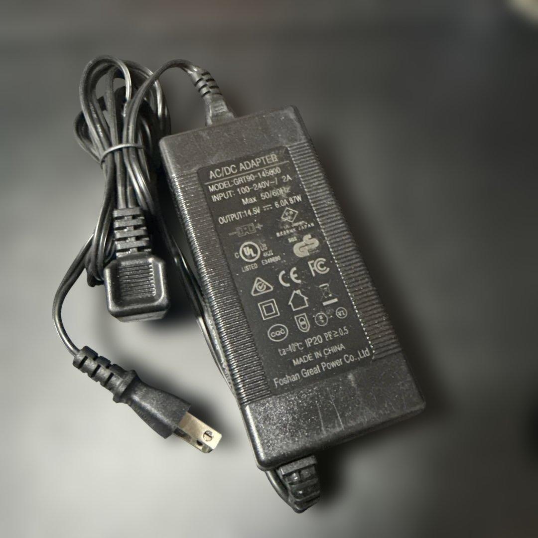 ドンキホーテ　持ち運べる冷凍　冷温庫18L 車載　車中泊