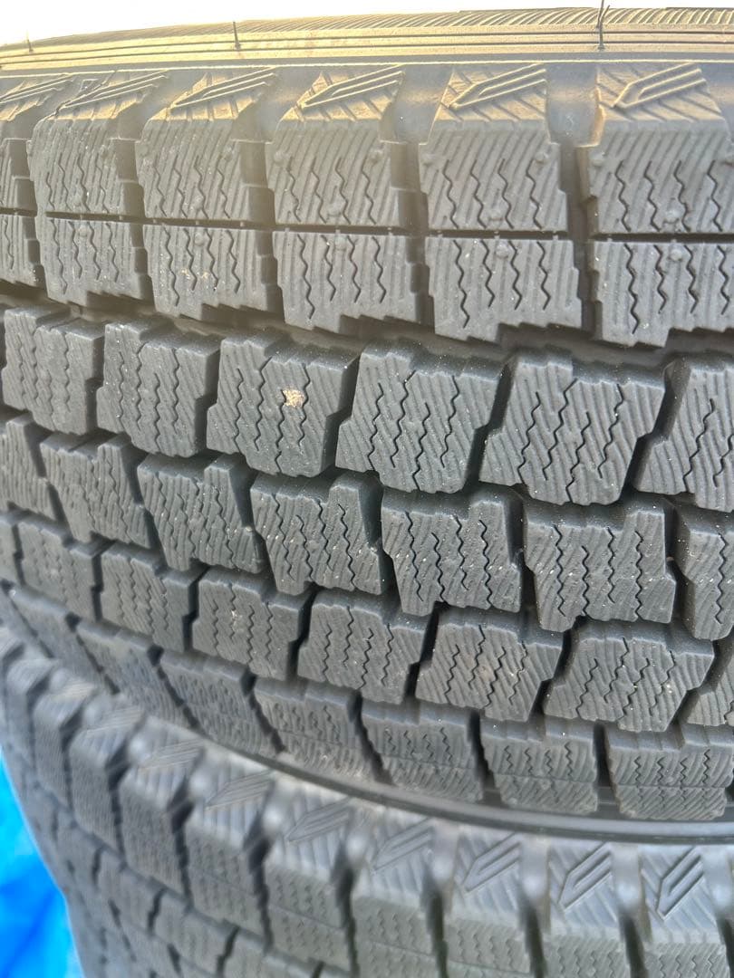 Satoshi様用 ハイエース用 2022年製 スタッドレスタイヤ 4本セット