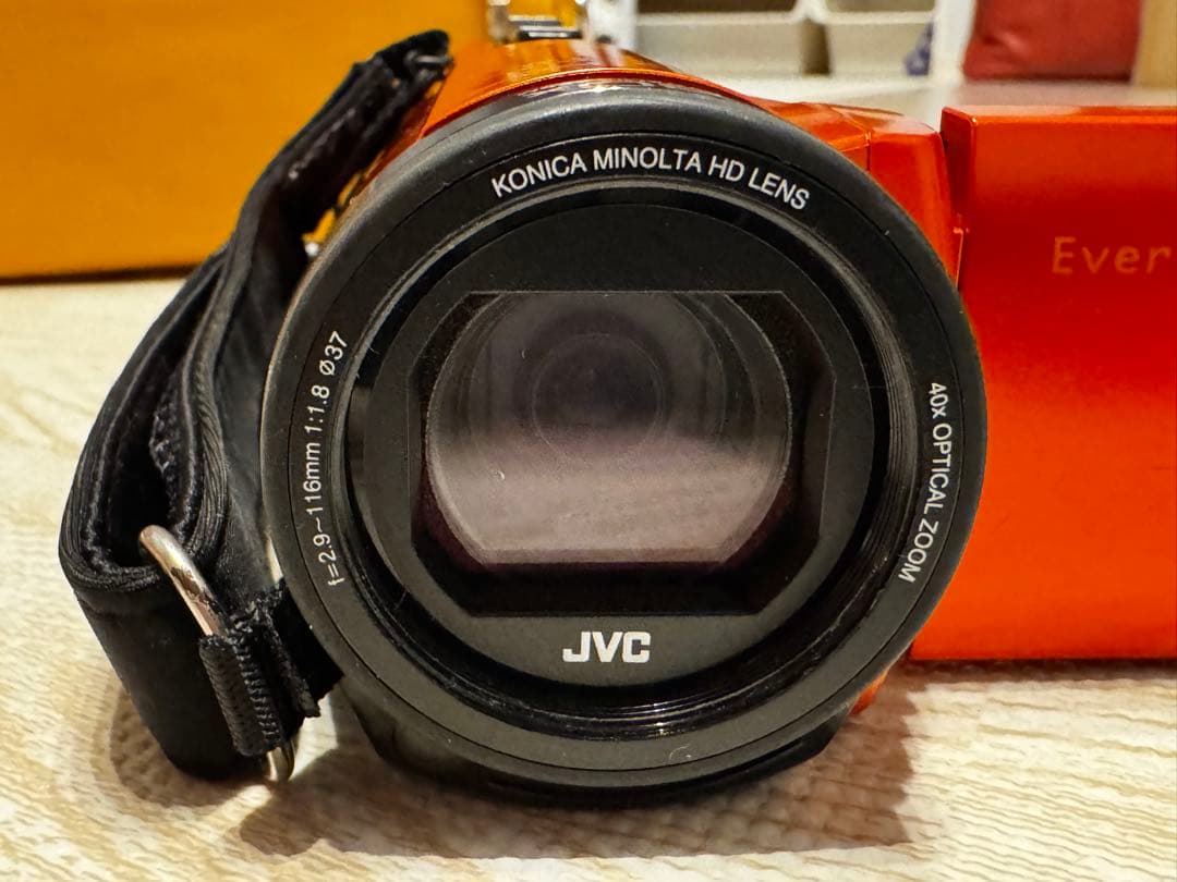 JVC Everio R オレンジ 本体・バック ・広角レンズ・浮輪付ストラップ