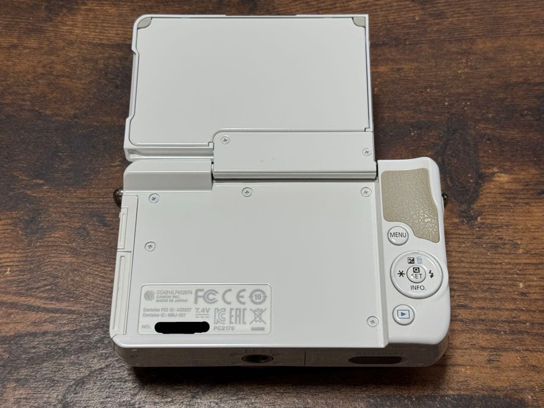 超美品 Canon EOS M10 EF-M15-45 IS STM kit