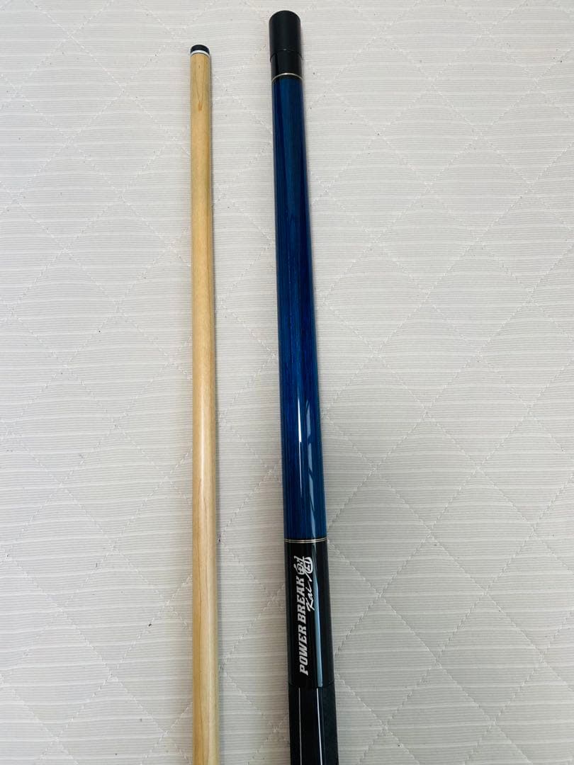 ビリヤード　mezz ブレイクキュー