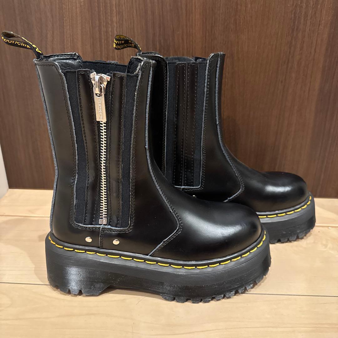 一回使用のみ　美品　ドクターマーチン　レディース　ブーツ