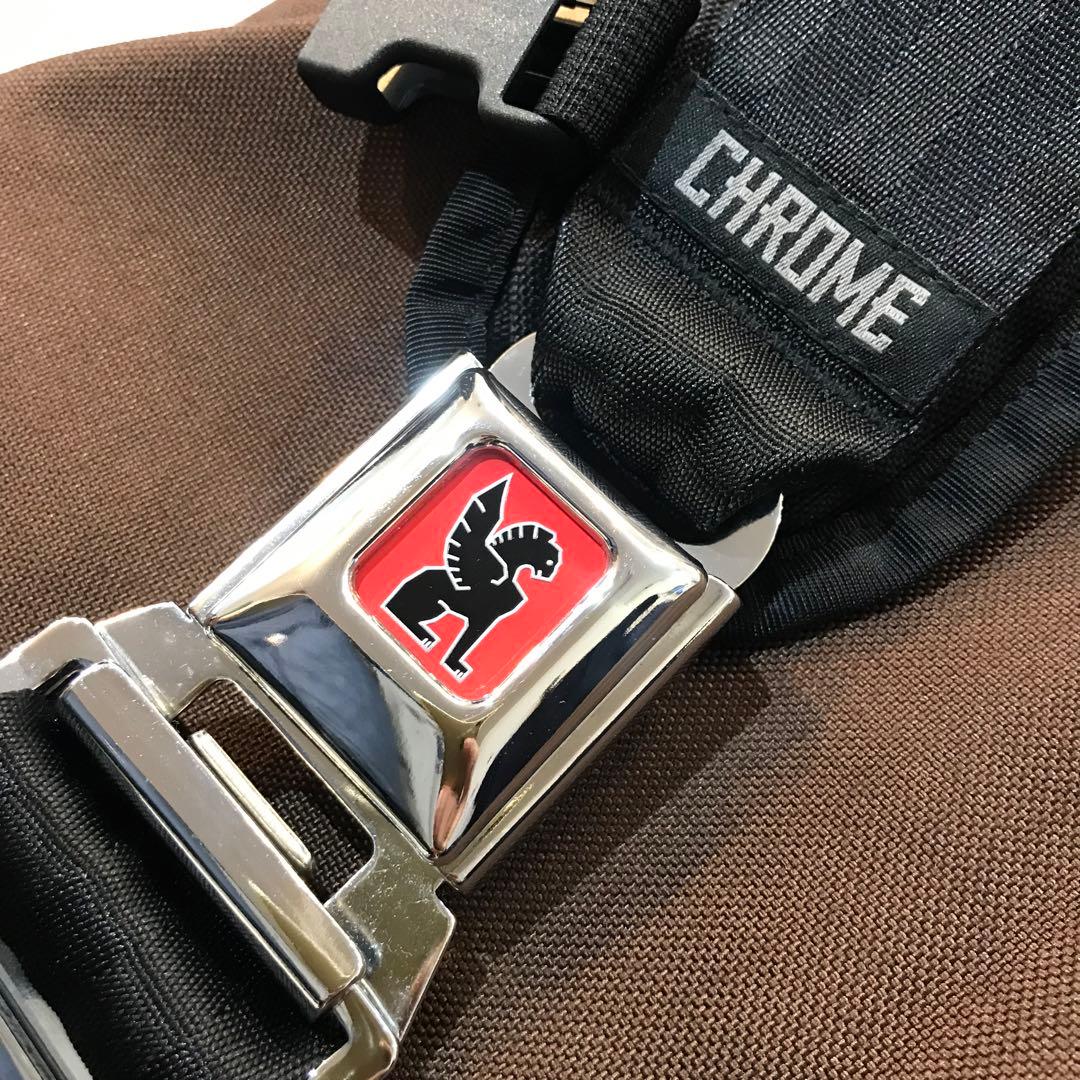 CHROME メッセンジャーバック