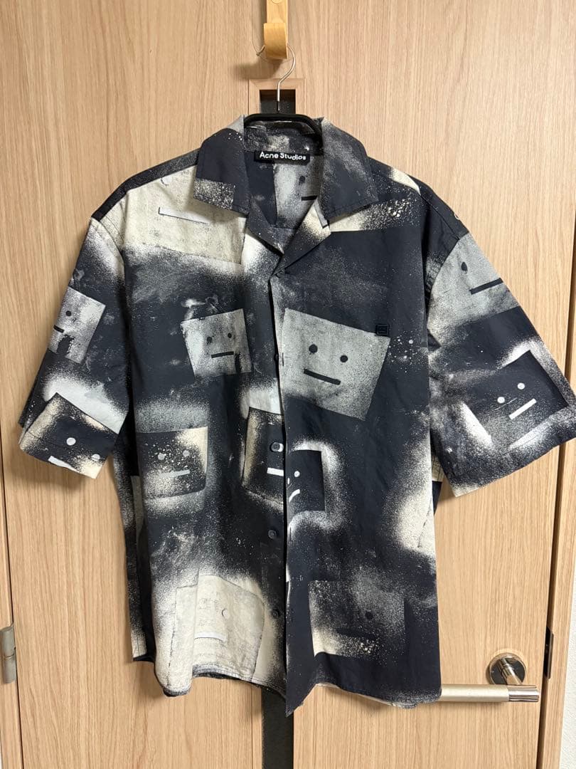 Acne Studios アクネストゥディオズ スプレープリントシャツ