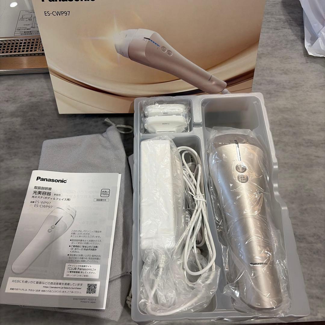 Panasonic 脱毛器 ES-CWP97 光美容器　光エステ　パナソニック