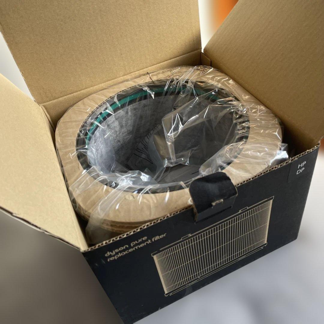 Dyson 空気洗浄機能付ファンヒーター　替フィルター付