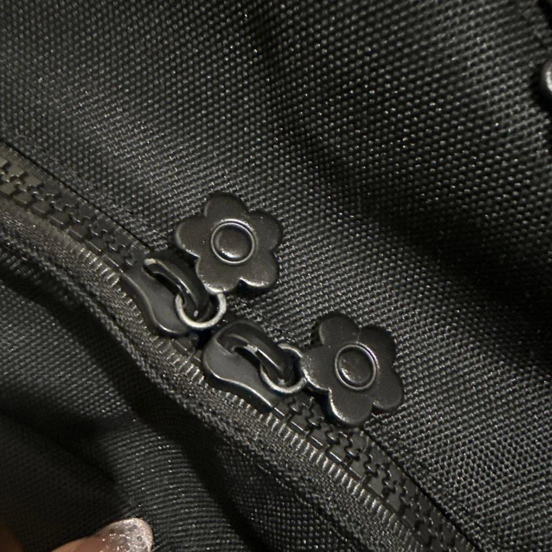 マリークワント MARY QUANT ライトラインデイジー リュック