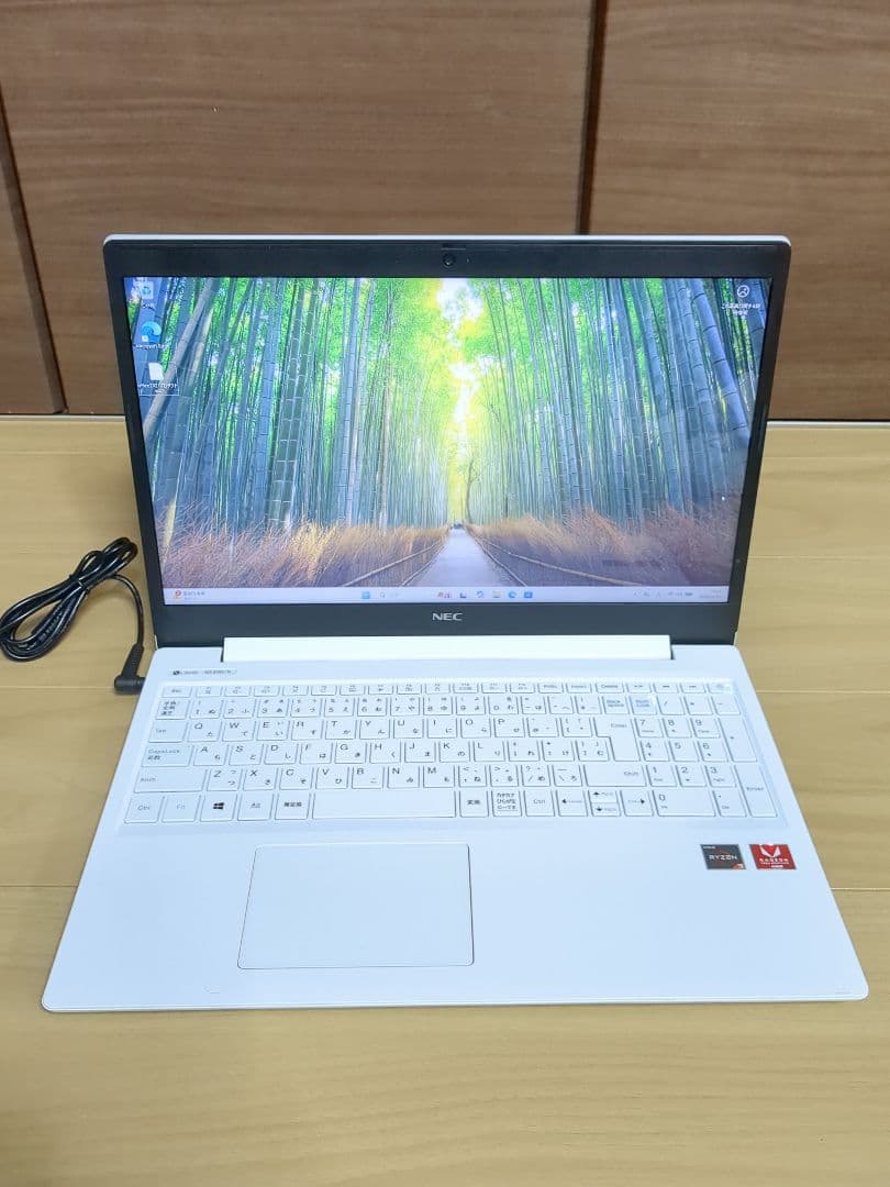 Windowsノート本体 NEC LAVIE NS300/RAW Ryzen 3 8gb ssd256gb