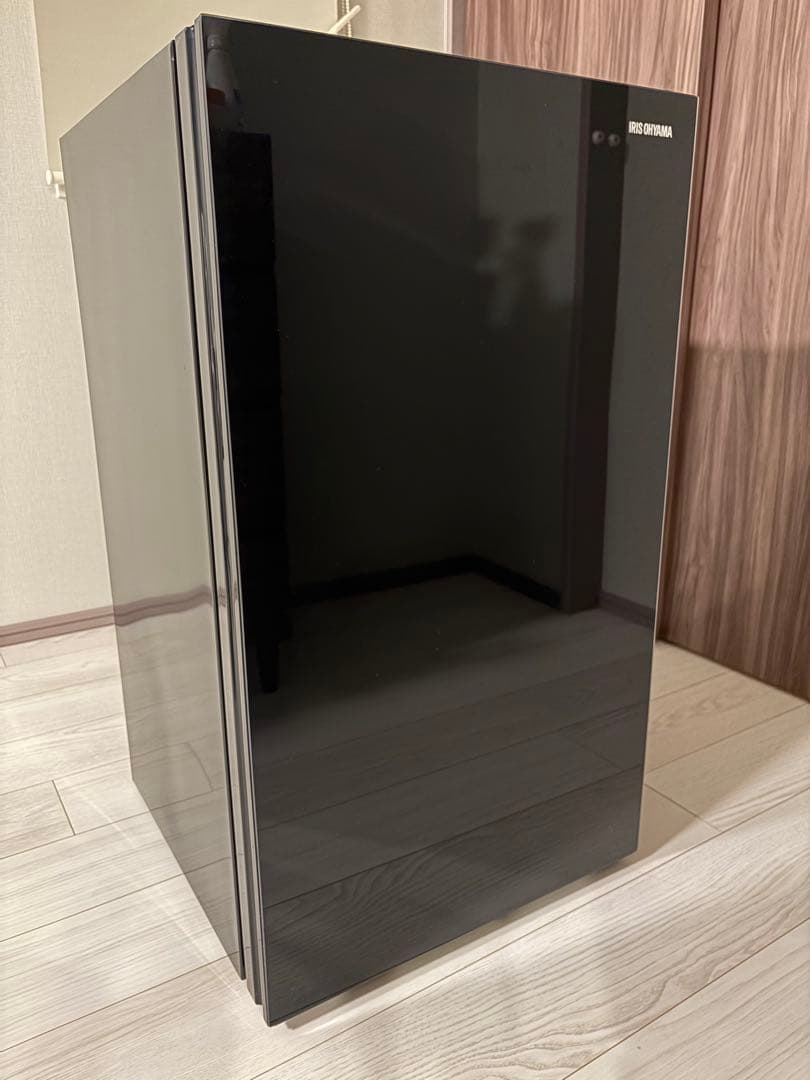 ◎値下げ中◎ 冷凍庫 小型 アイリスオーヤマ 60L ブラック