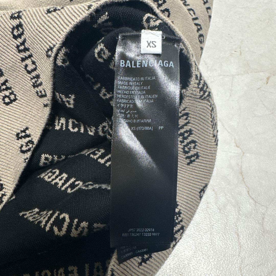 BALENCIAGA ロゴ　オーバーサイズセーター　バレンシアガ