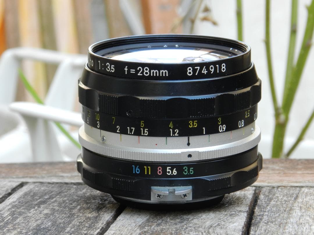 パダコキリ　NIKON FE NIKKOR-H.C 28mm f/3.5