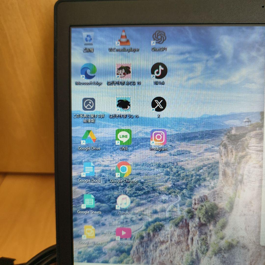 薄型・軽量 爆速SSD✨最新Win11/届いてすぐ使える/無線マウス付/ブラック