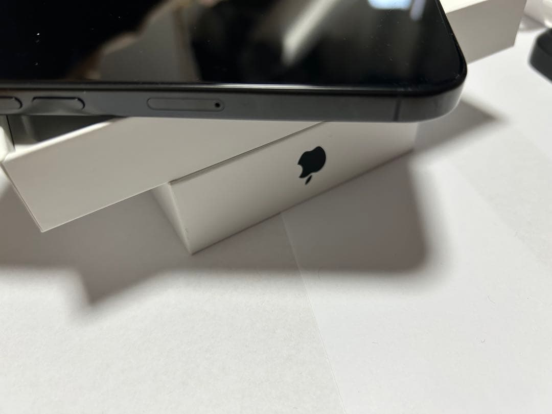 【美品】iPhone 16 Pro 256GB SIMフリー バッテリー91%