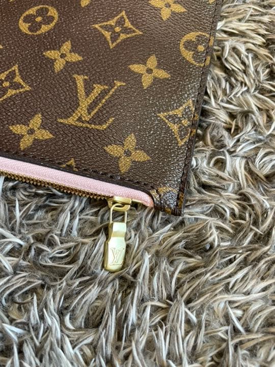 ルイヴィトン アクセサリーポーチ モノグラム