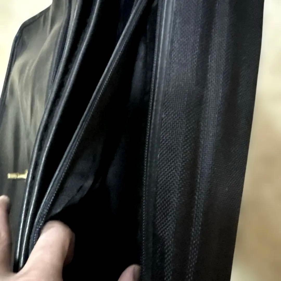 コーチold coachブラックレザービジネスバッグ　40×29×10 大きめ