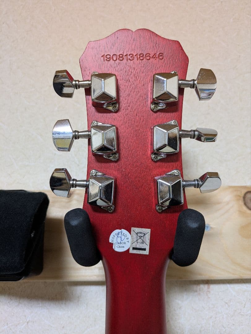 Epiphone レスポール サンバースト 新品未使用ソフトケース付き！