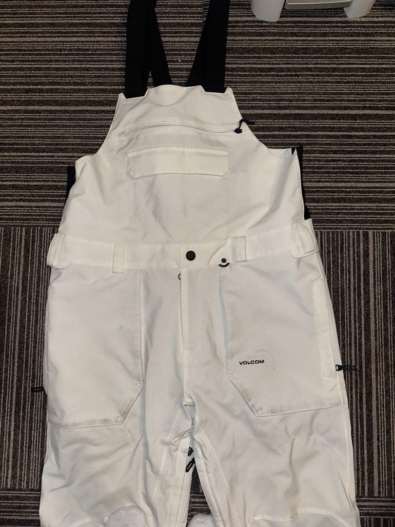 VOLCOM ホワイト ビブパンツ