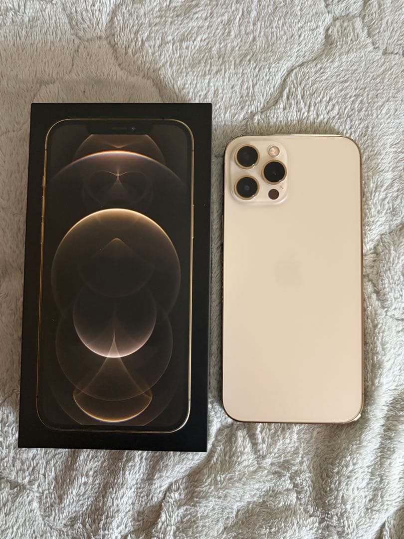 Apple iPhone 12 Pro Max256ギガ　ゴールド 本体