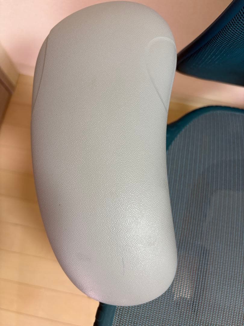 ハーマンミラー　ミラ2チェア　ダークターコイズ