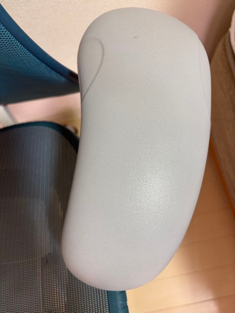 ハーマンミラー　ミラ2チェア　ダークターコイズ