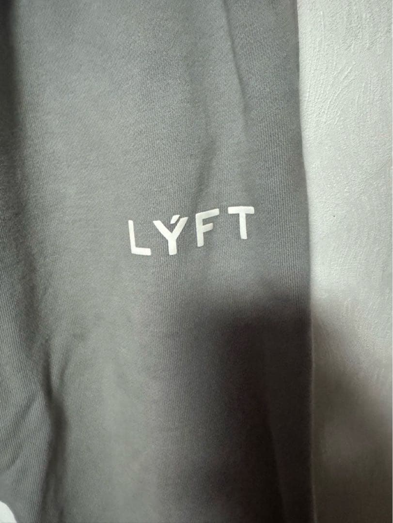パ*ロ様 LYFT リフト セットアップ グレー Mサイズ スウェット パンツ