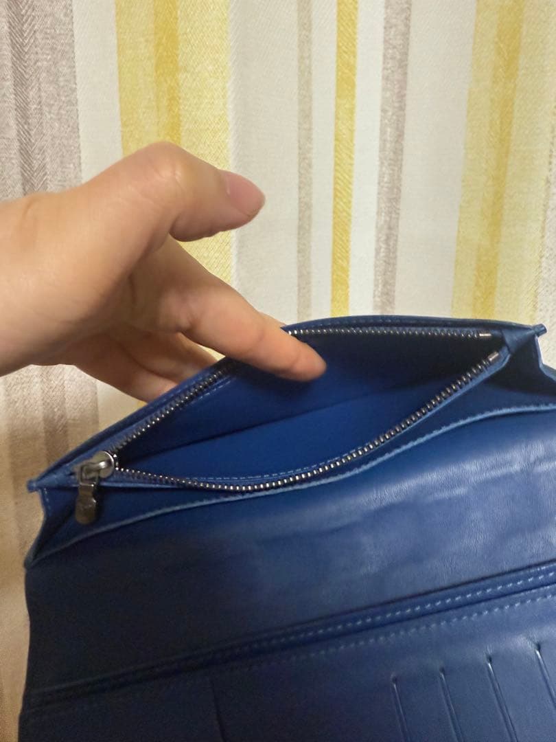 Lv ネイビー チェック柄 レザー長財布