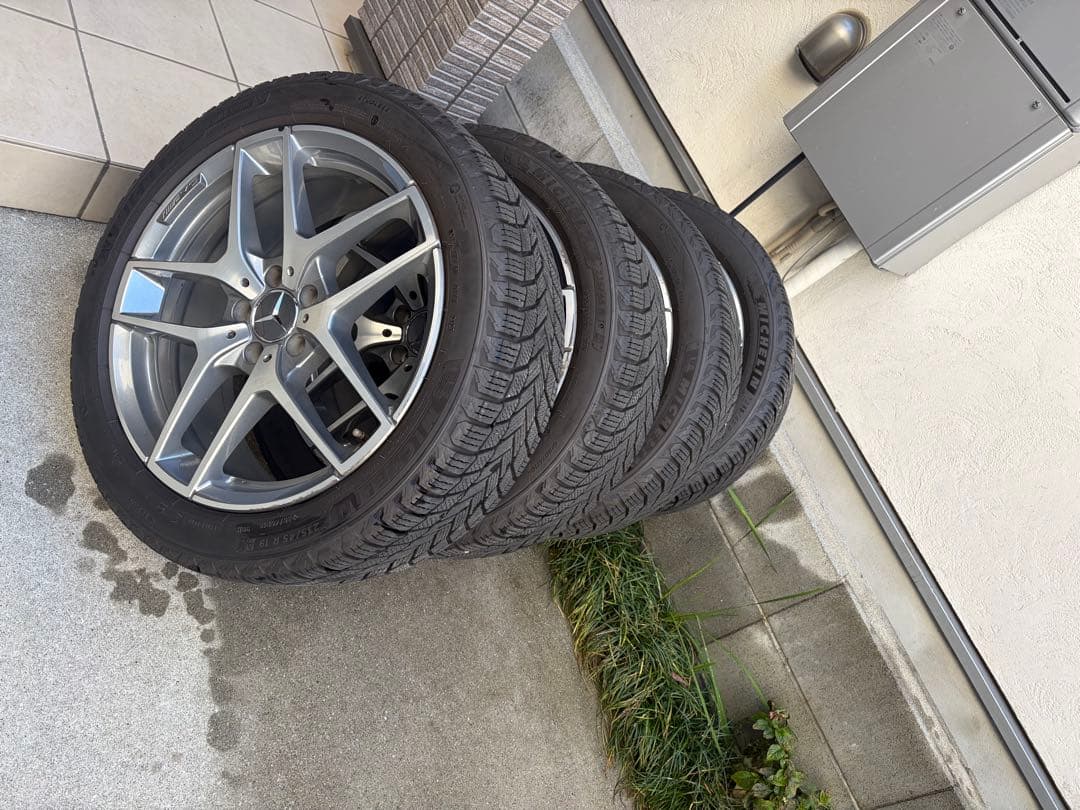 メルセデスベンツGLA45AMG純正19インチスタッドレスセット