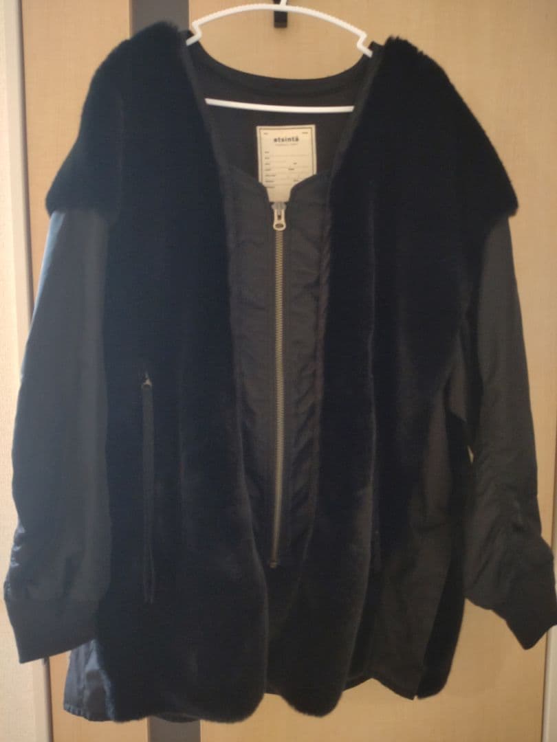 出品3/17まで！美品✾etsinta/エシンタ　ファー切替ジャケット