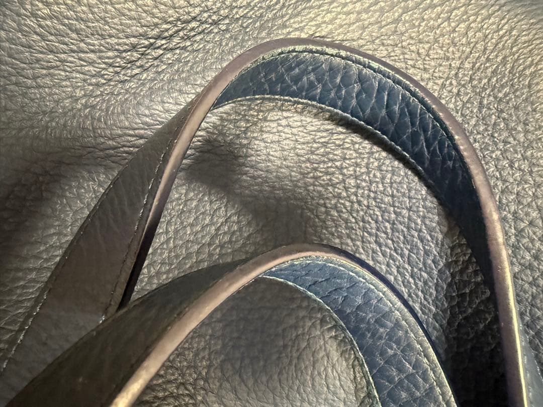 FURLA トートバッグ（超美品・バックあり）