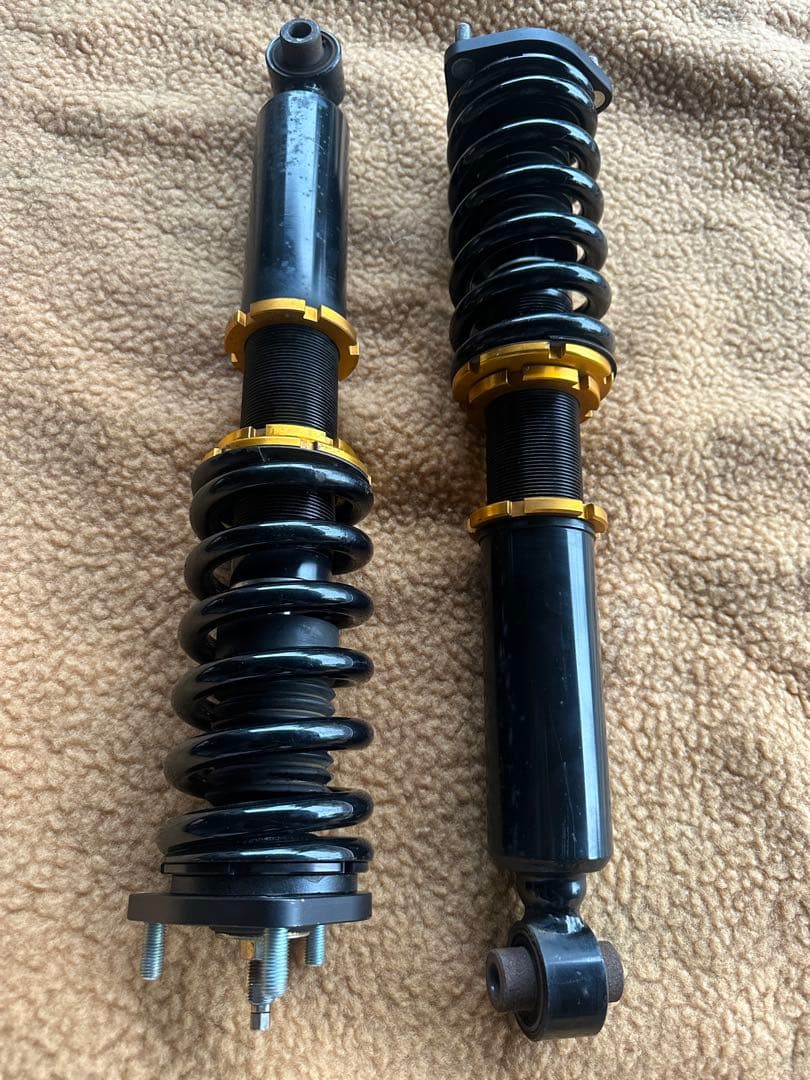 調整可能ショックアブソーバー2本セット